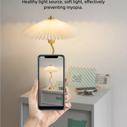 Kimphoria Modern Minimalist Fabric Brass Table Lamp