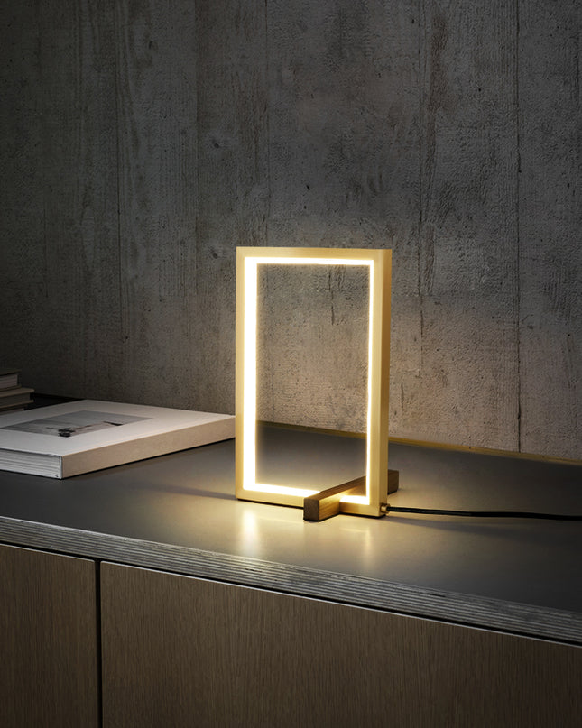 Kimphoria Modern Minimalist Brass / Black Table Lamp, 3 Lighting Color Dimmable