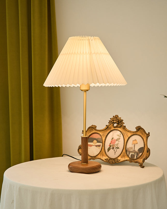 Kimphoria Chinese Classical Fabric Walnut Brass Table Lamp