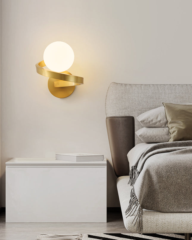 Kimphoria Modern Minimalist Brass Wall Sconce