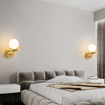 Kimphoria Modern Minimalist Brass Wall Sconce