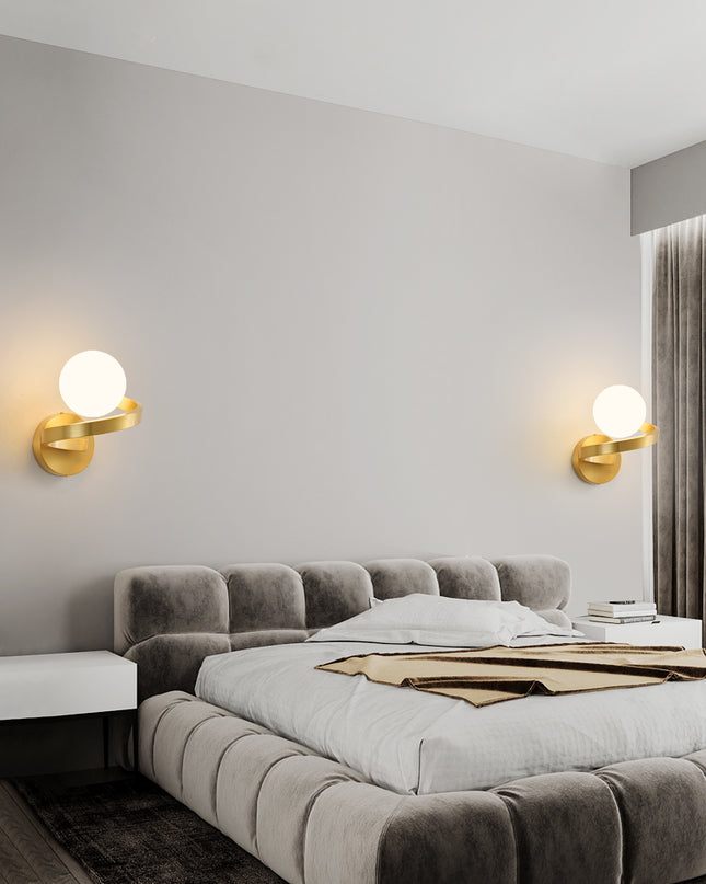 Kimphoria Modern Minimalist Brass Wall Sconce