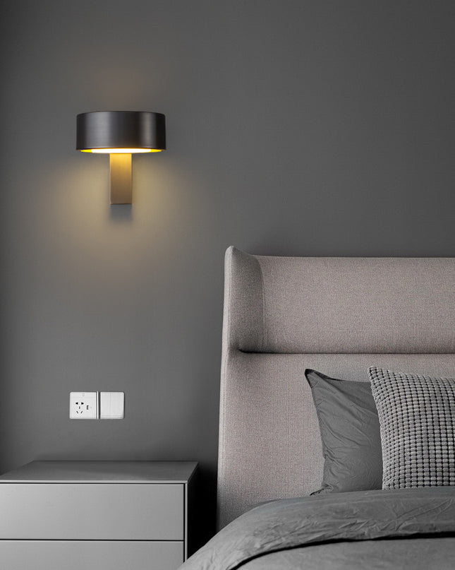 Kimphoria Modern Minimalist Dimmable Brass / Matte Black Wall Sconce