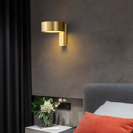 Kimphoria Modern Minimalist Dimmable Brass / Matte Black Wall Sconce