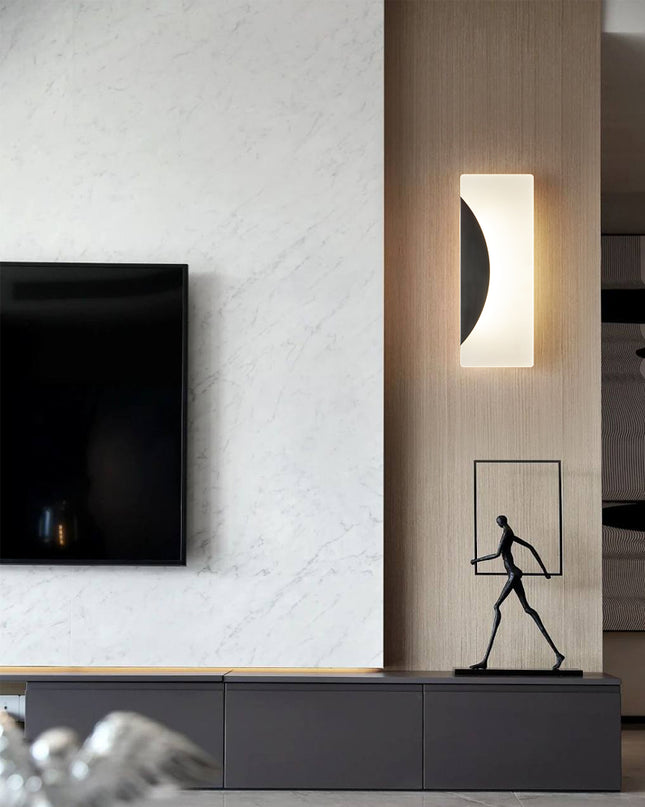 Kimphoria Modern Minimalist Brass / Blacken Gold Wall Sconce
