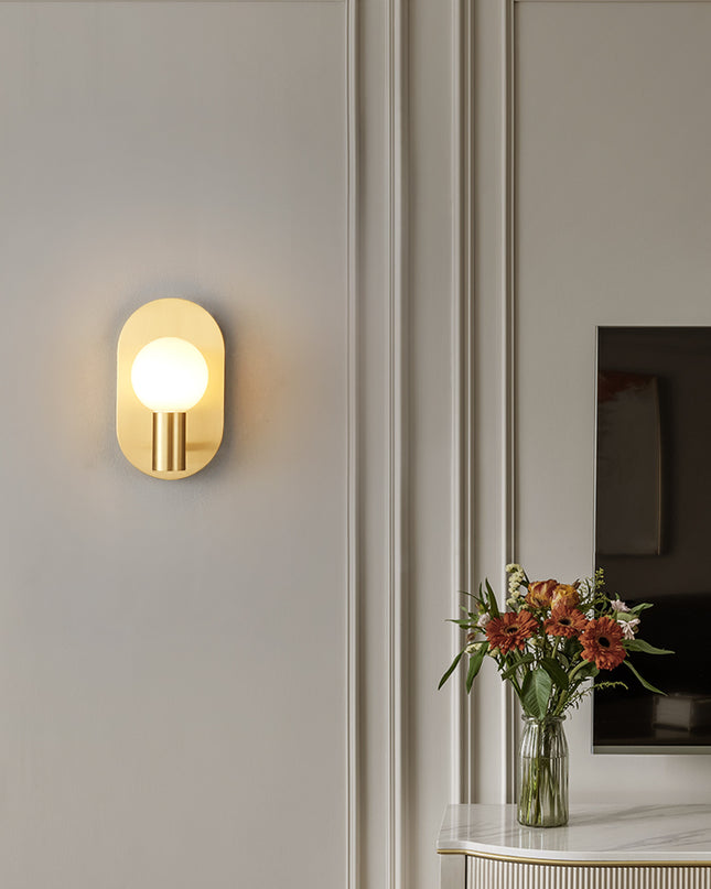 Kimphoria Modern Minimalist Brass / Matte Black Wall Sconce