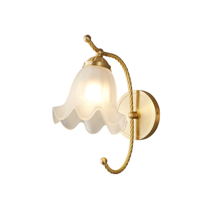 Kimphoria Traditional Brass Armed Wall Sconce