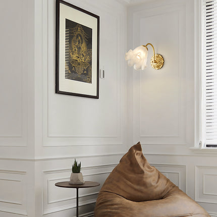 Kimphoria Traditional Brass Armed Wall Sconce